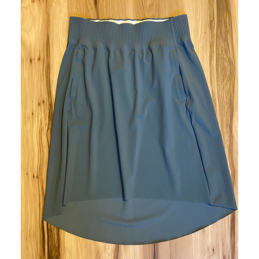 Athleta Cosmic Skirt Blue Grey High Low Ribbed Waist Pockets XS Effortless